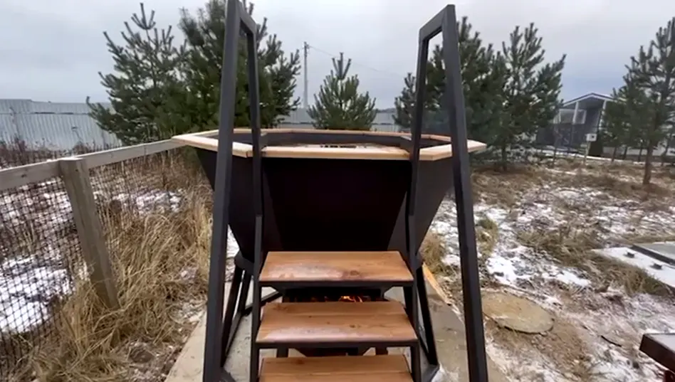 Баня на дровах с сибирским чаном!